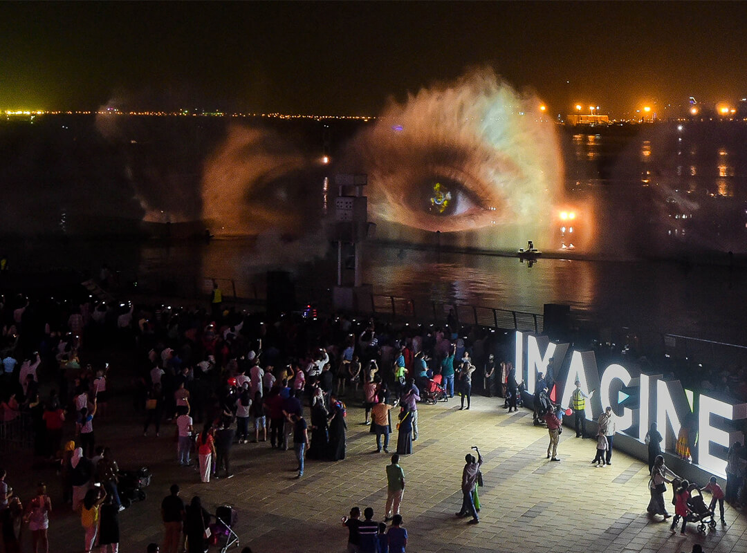 IMAGINE water and light show at Dubai Festival City Mall